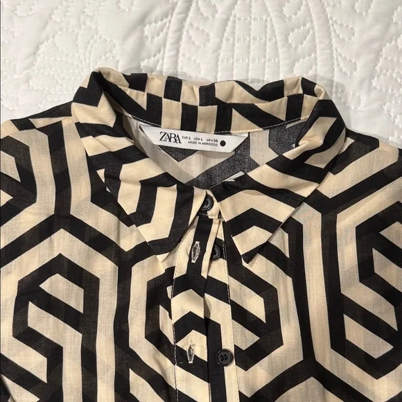 Zara Black and Cream Long Sleeve Dress - Picture 2 of 3